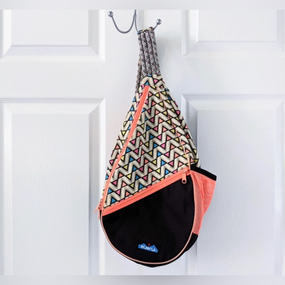 Kavu Paxton bag Orange/Neon triangle pattern